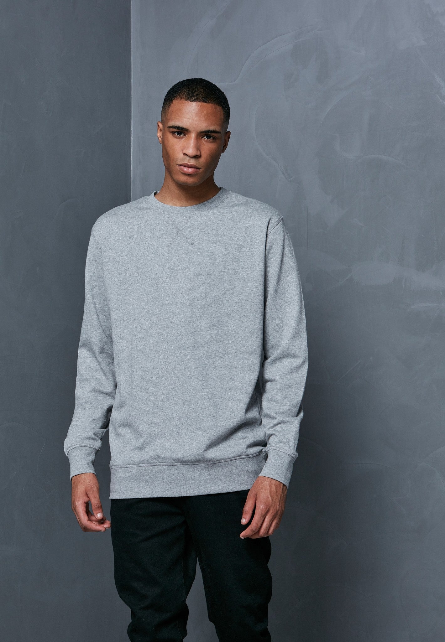 Build Your Brand Basic Basic crew neck