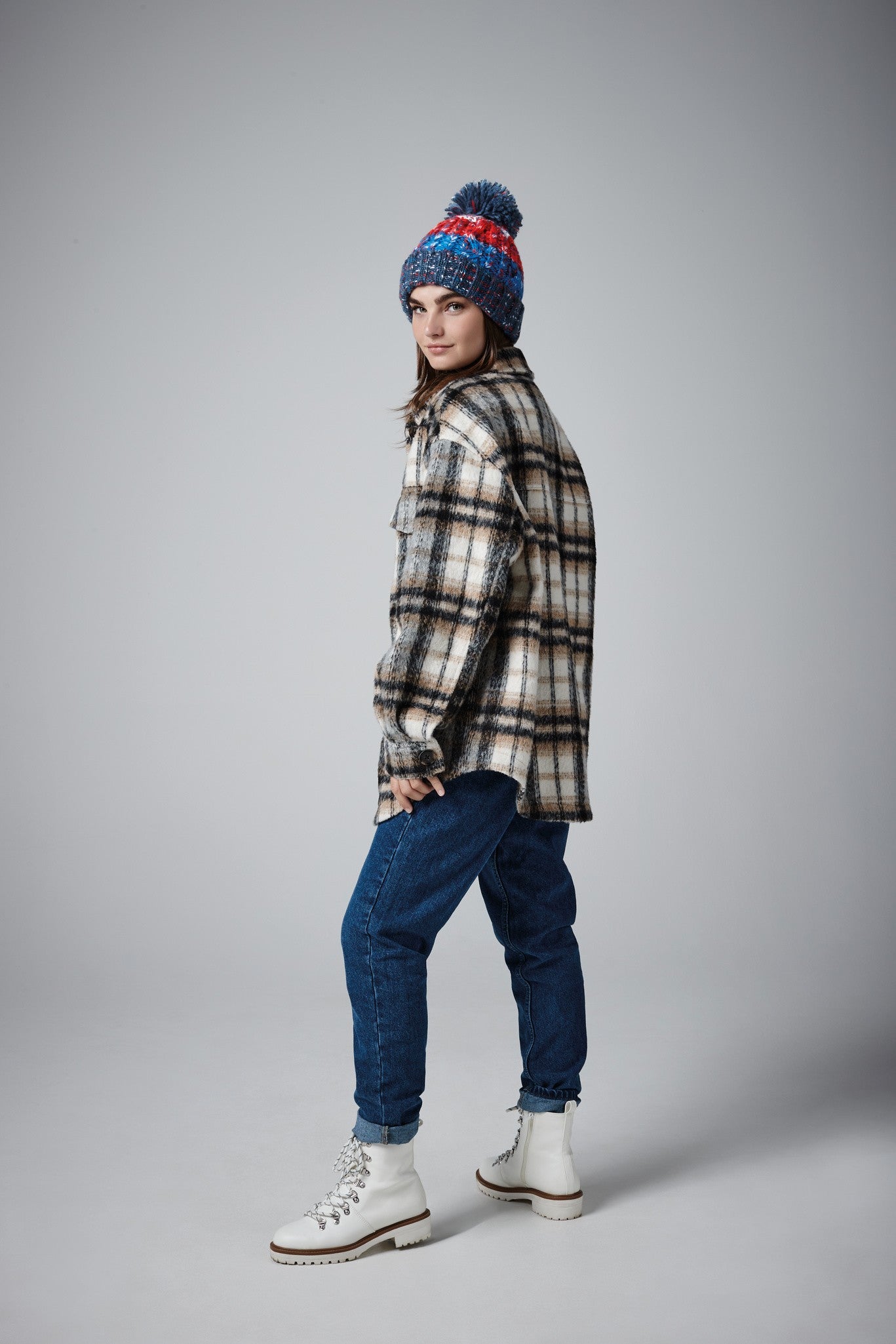 Beechfield Corkscrew pom pom beanie