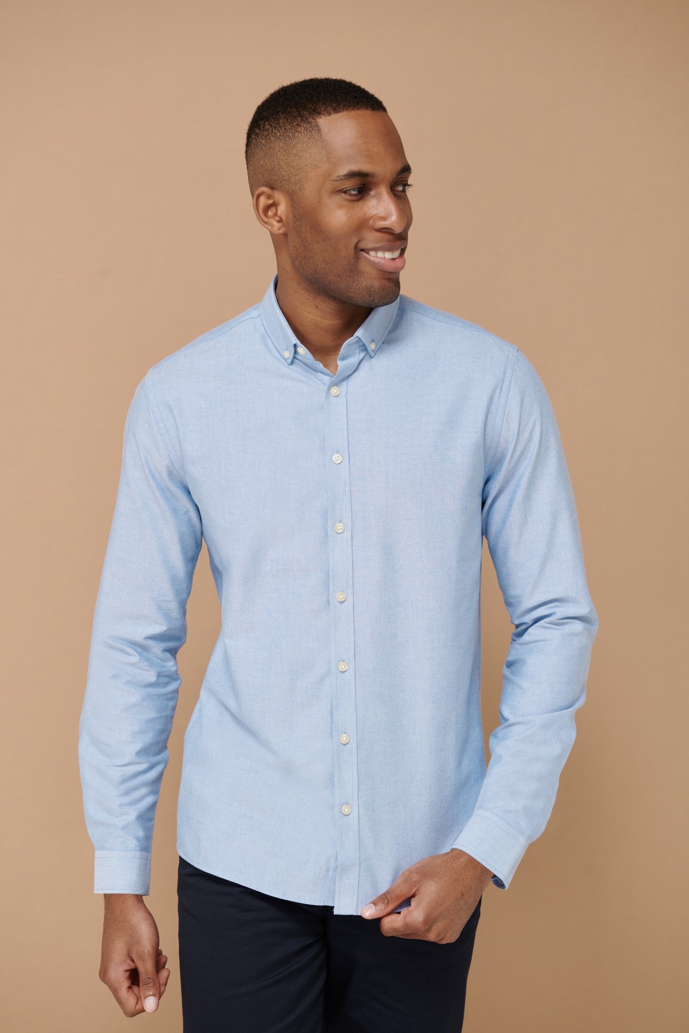 Henbury Modern long sleeve Oxford shirt