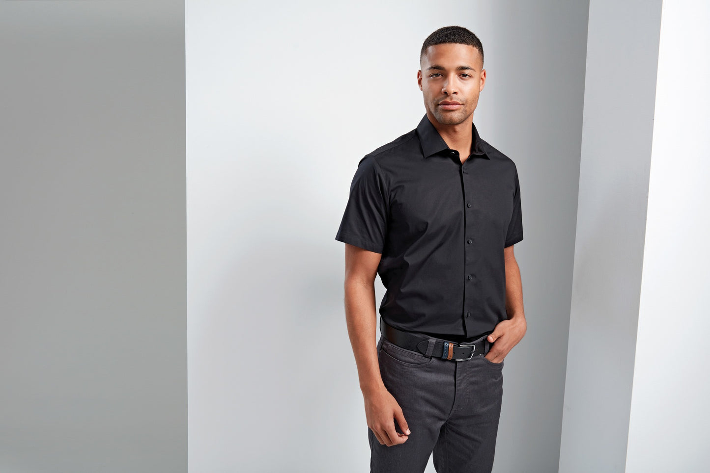 Premier Stretch fit cotton poplin short sleeve shirt