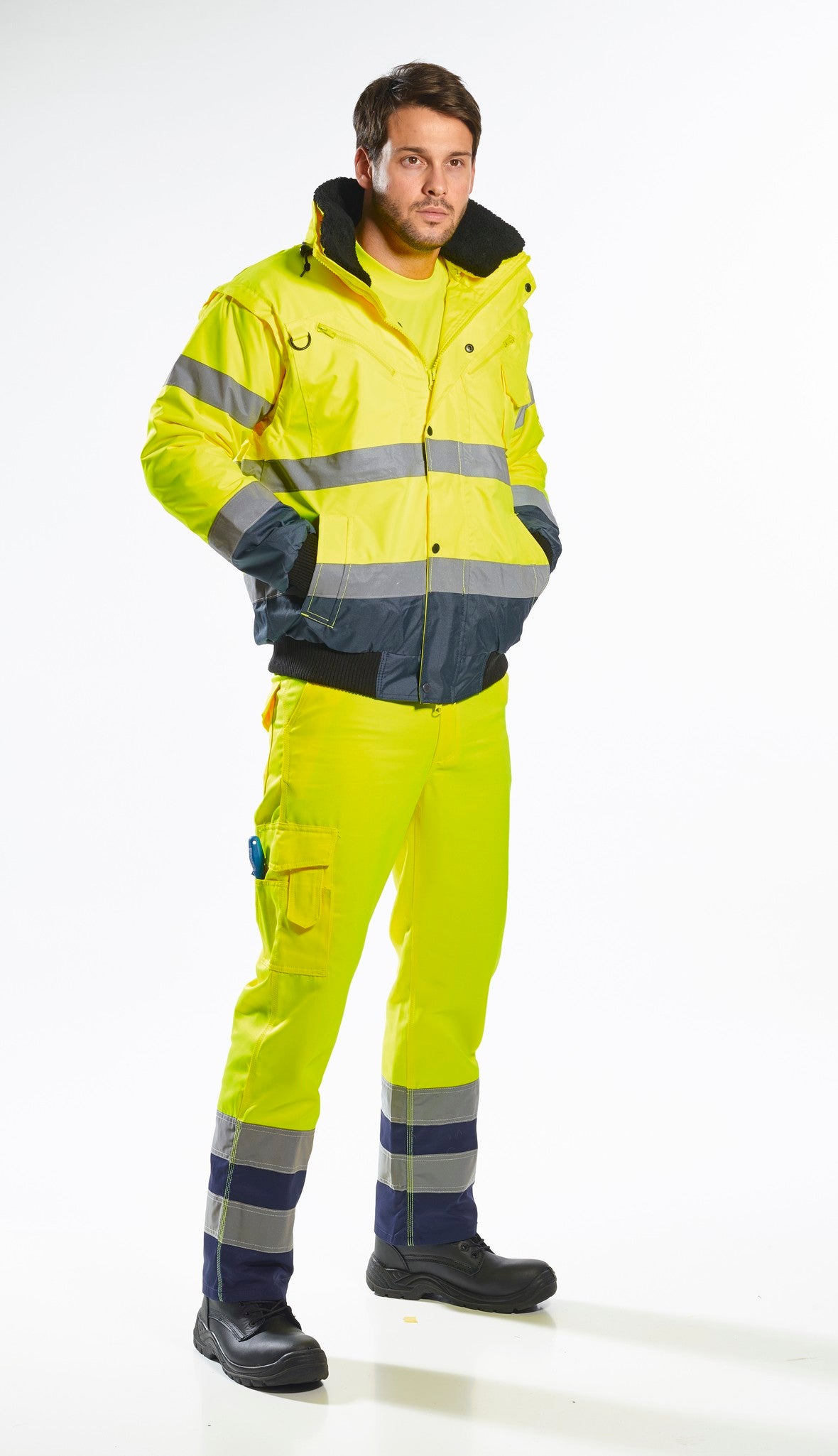 Portwest Hi-vis contrast bomber jacket (C465)