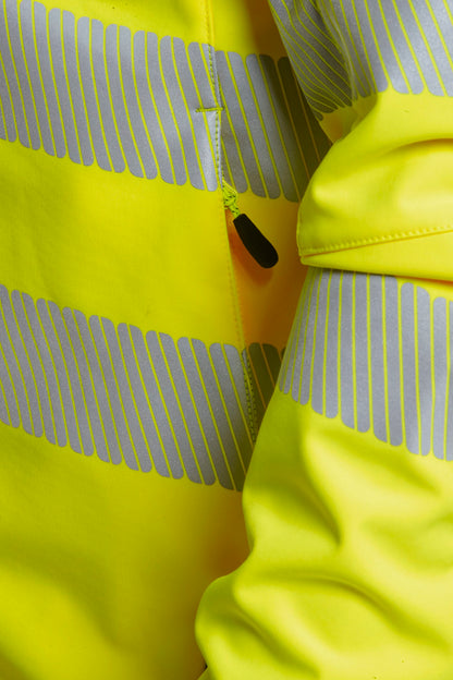 Portwest PW3 Hi-vis softshell jacket (T402)