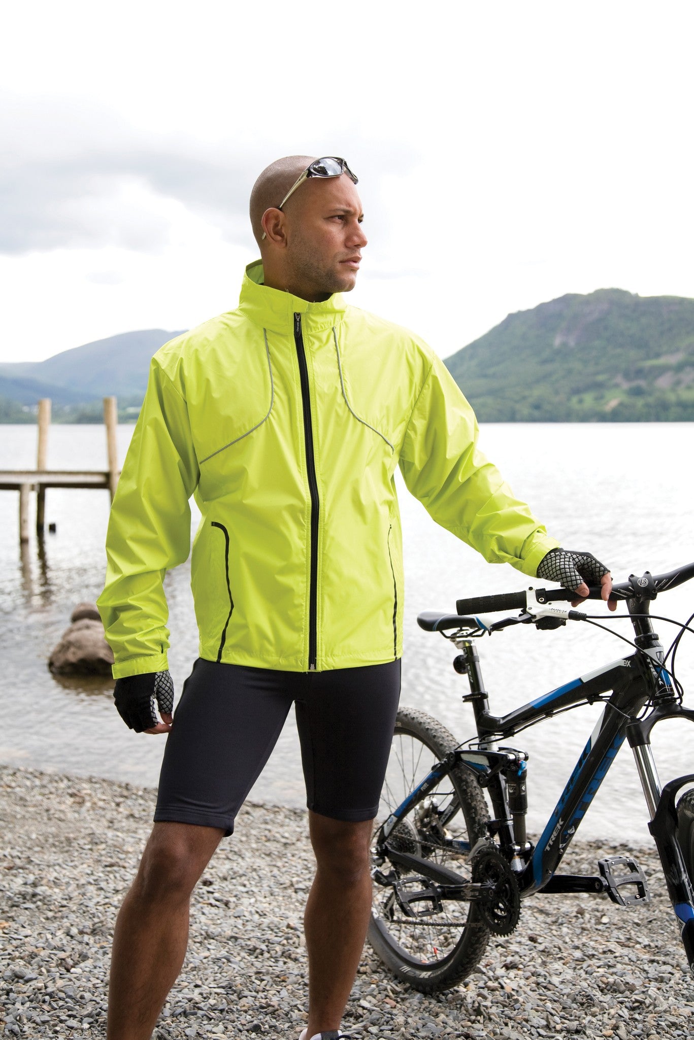 Spiro Spiro Crosslite trail and track jacket