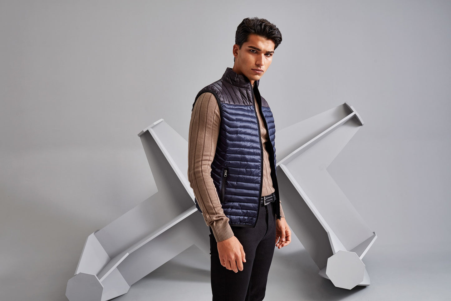 2786 Domain two-tone gilet