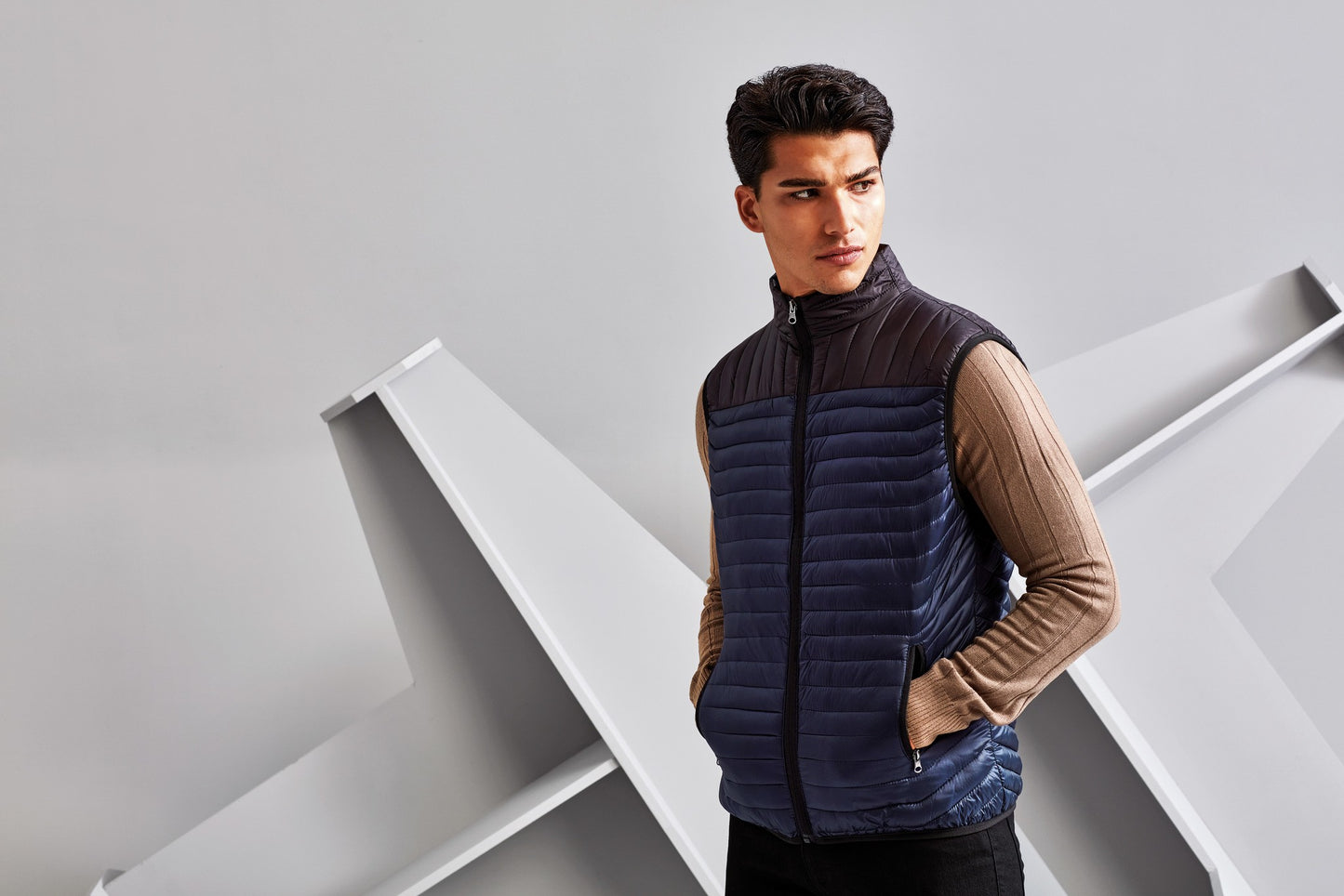 2786 Domain two-tone gilet